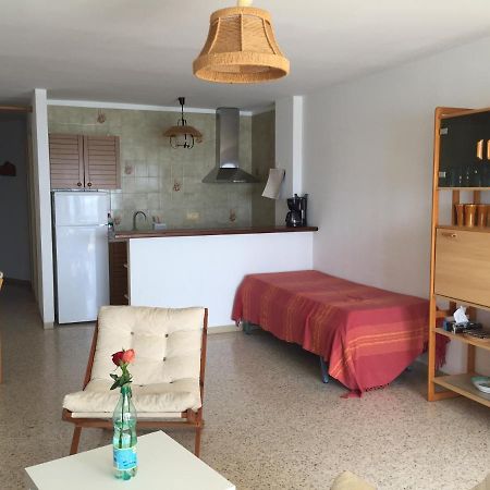 Apartamento Vista Mar Edificio Manhattan 19 Apartman Empuriabrava Kültér fotó